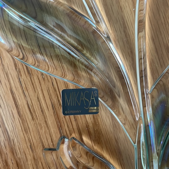 Mikasa - serving platter - never used - have original box - Picture 2 of 4